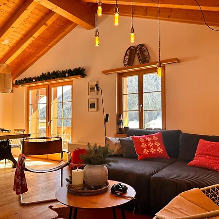 Blue Alpine Bis 6 Gaeste, Cheminee, 400 M Zum Skilift