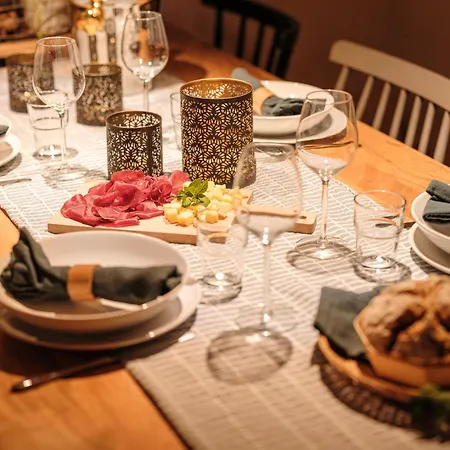 Blue Alpine Bis 6 Gaeste, Cheminee, 400 M Zum Skilift Sedrun