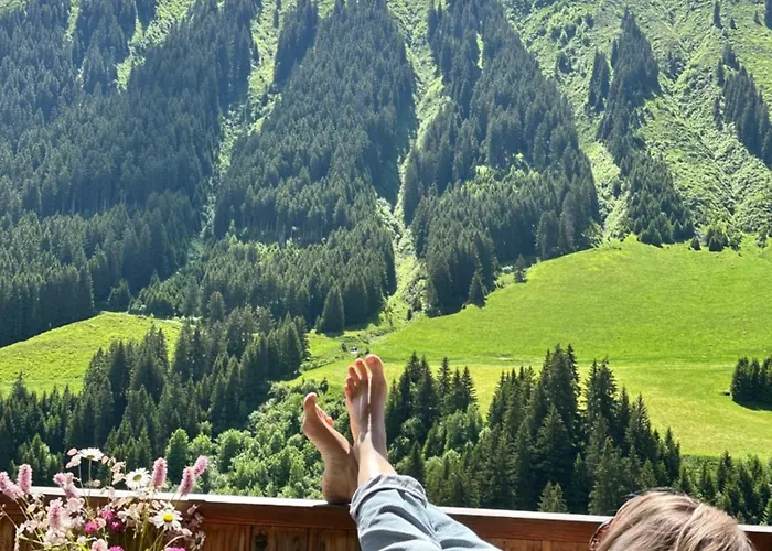 Blue Alpine Bis 6 Gaeste, Cheminee, 400 M Zum Skilift