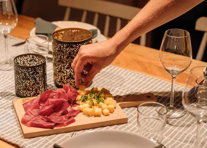 Blue Alpine Bis 6 Gaeste, Cheminee, 400 M Zum Skilift Sedrun